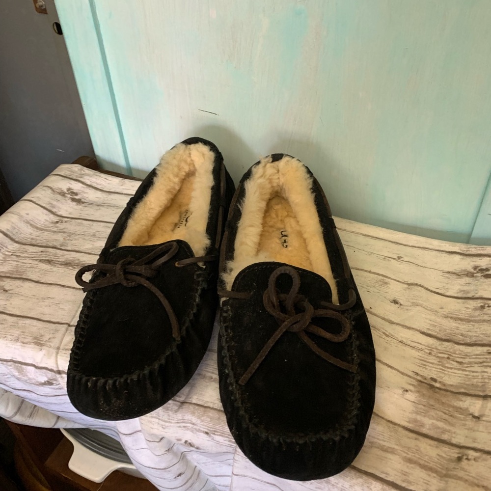 Hardly worn black UGG moccasins